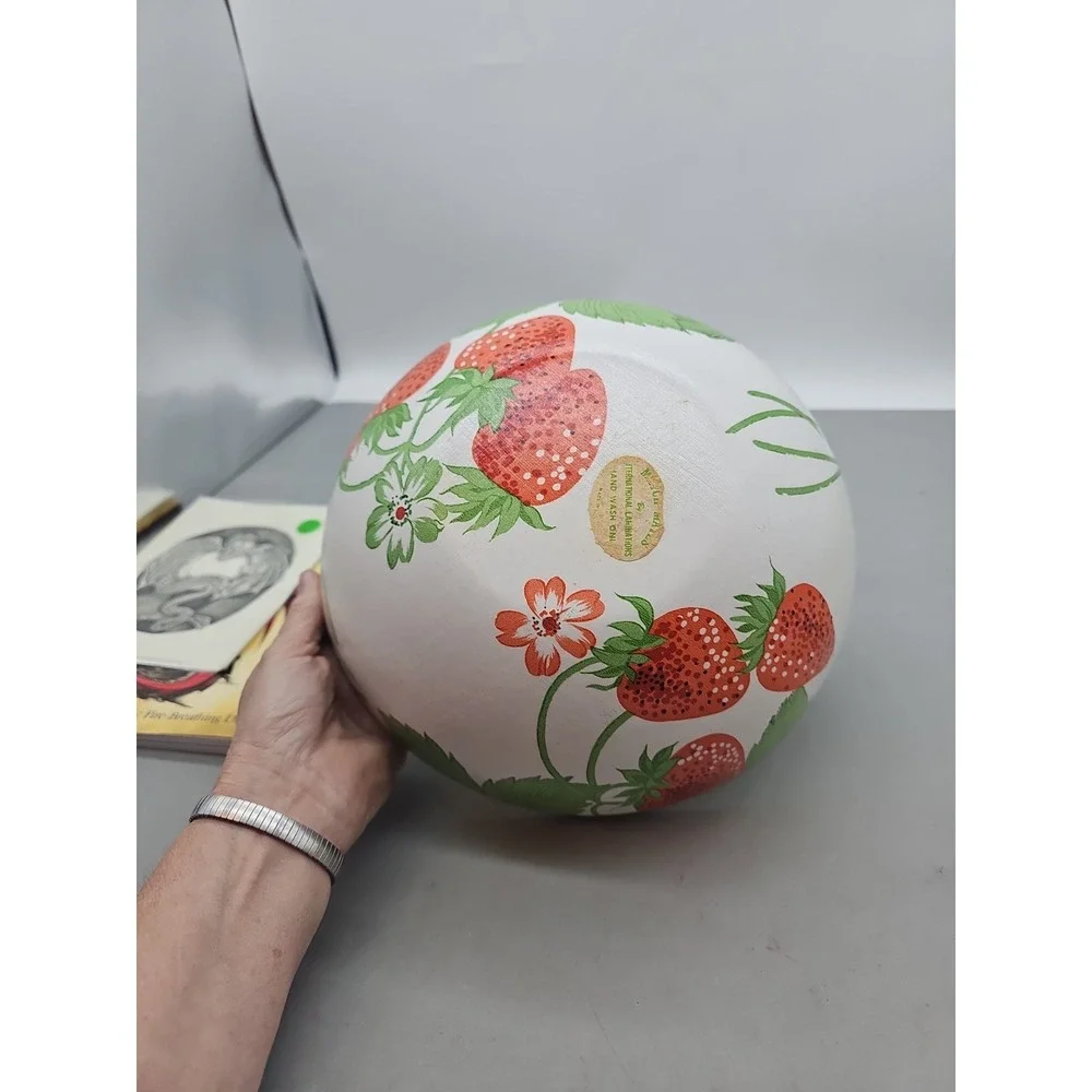 Vintage Strawberry Basket  Bowl, 1970's  Match Mates  Hard Plastic Japan Colorfu